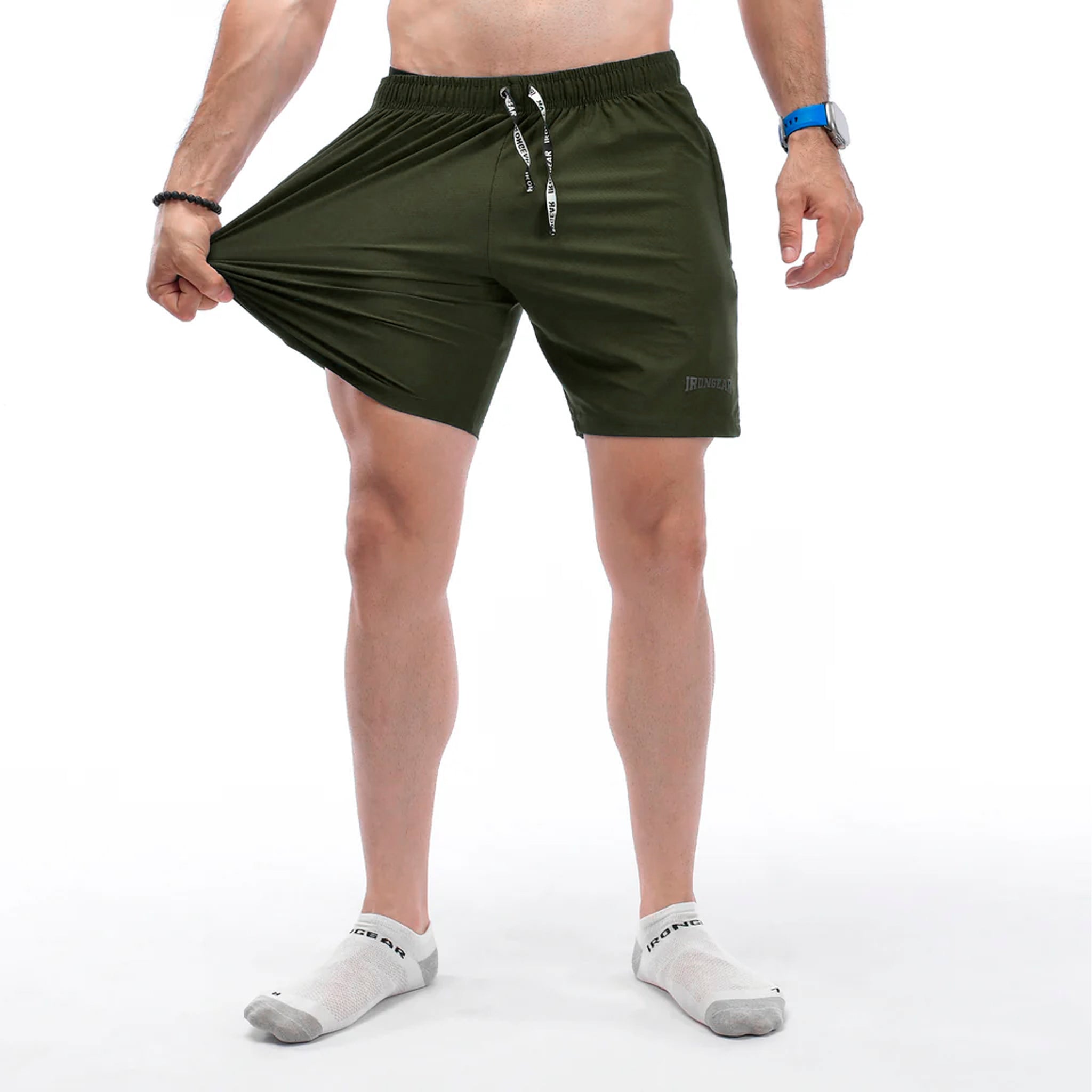 Shorts aus Laser-Mesh