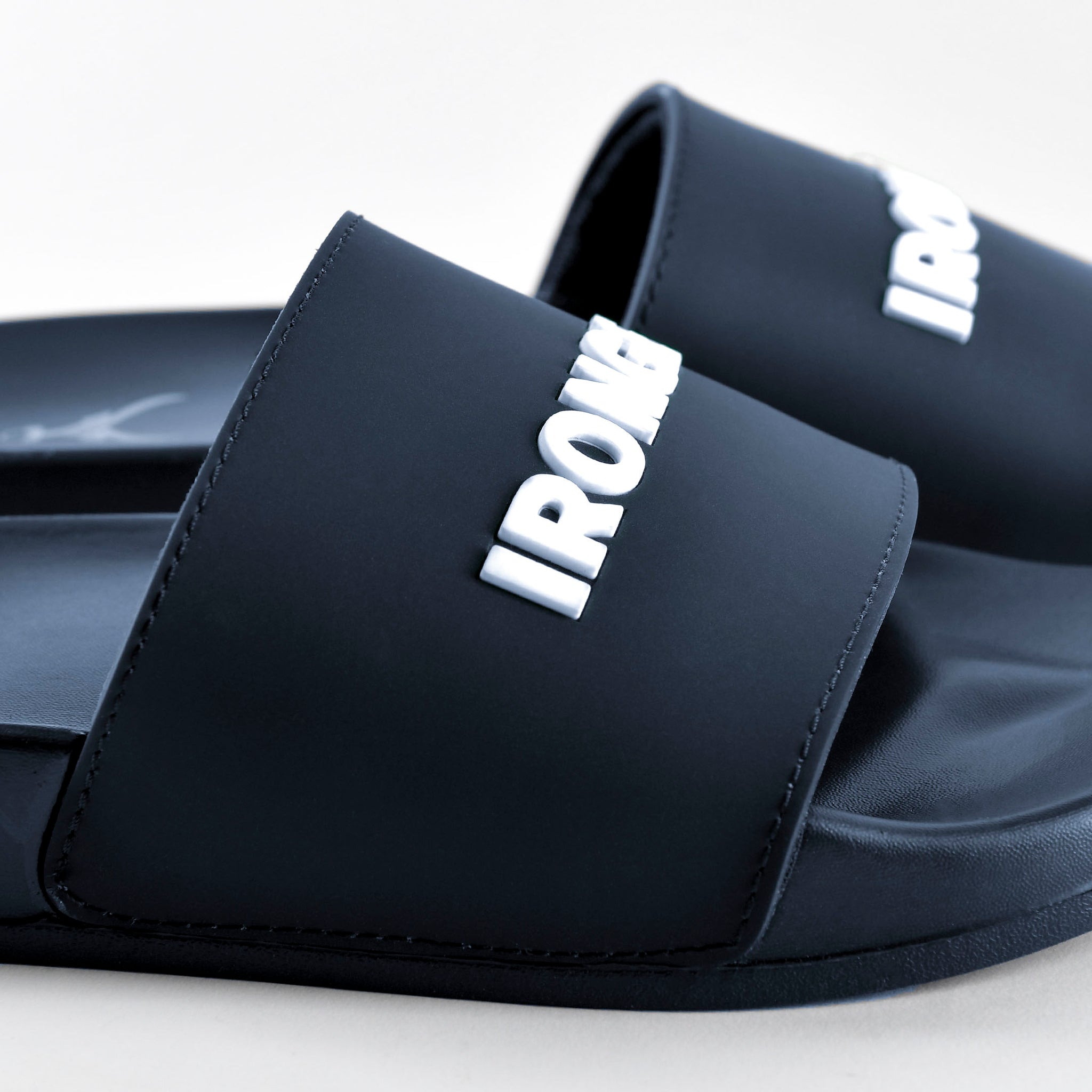 Unisex Signature Slides Navy/White