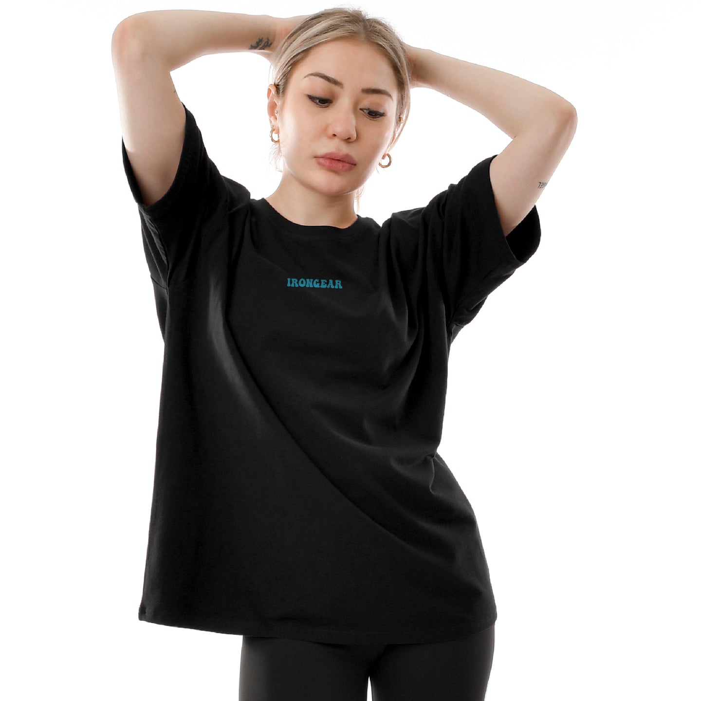 She Lifted Women's Oversized Tee