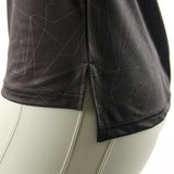 Scollo a V Laser Nero per Donna